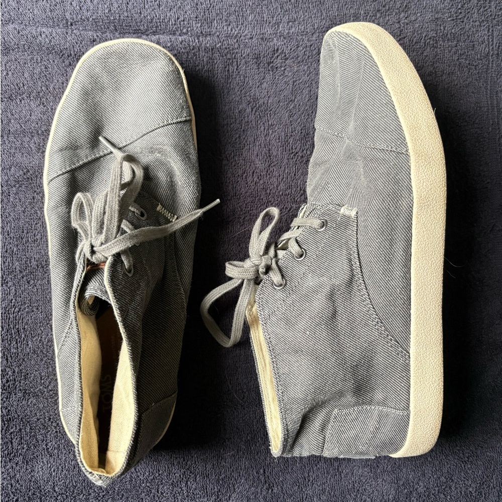Toms men’s canvas high top